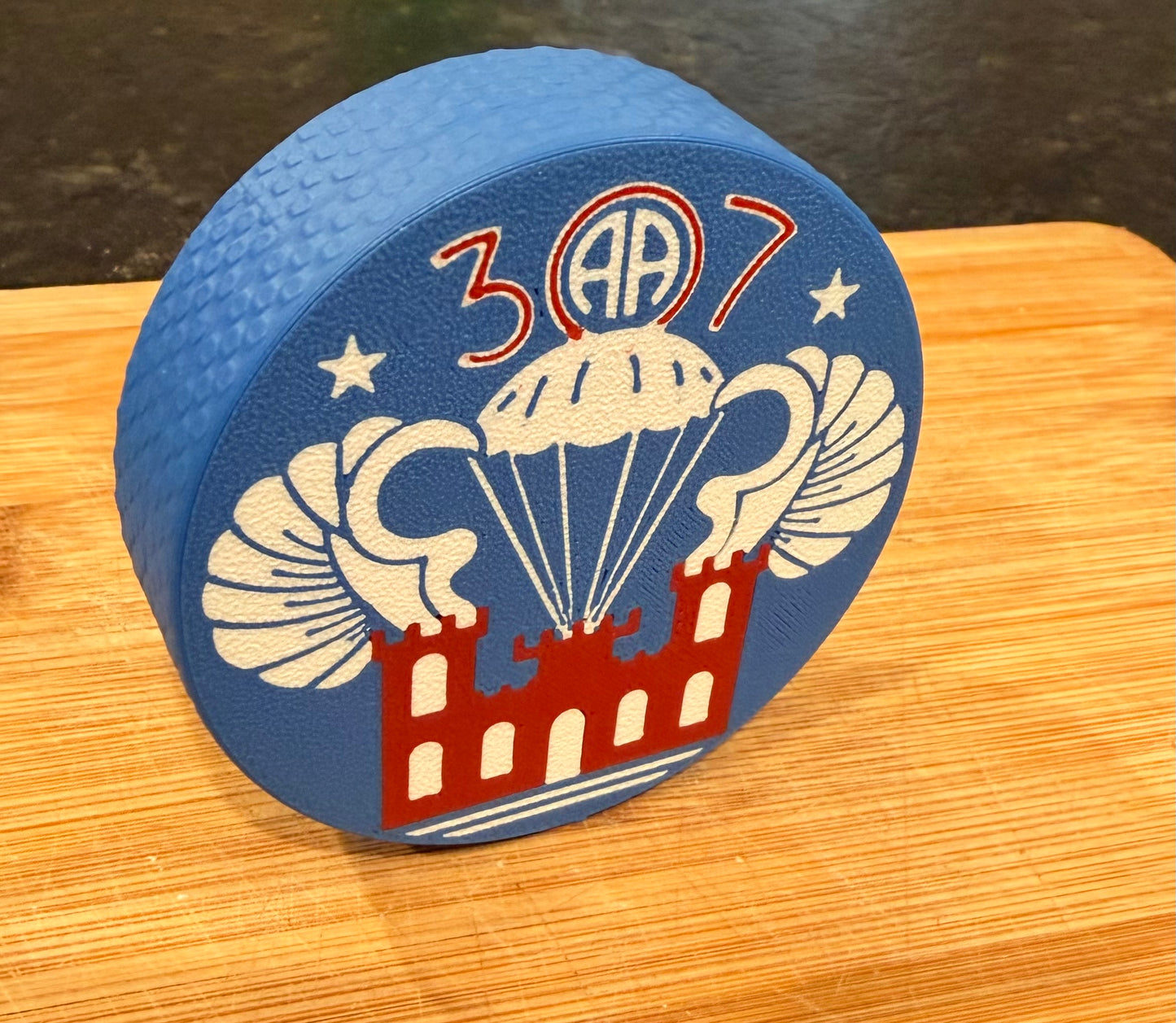 307 DEB Lip Pillow Tin